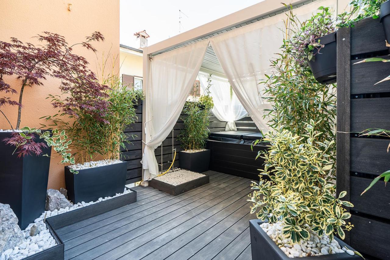 Sea Garden Apartments & Rooms Grado Exterior photo
