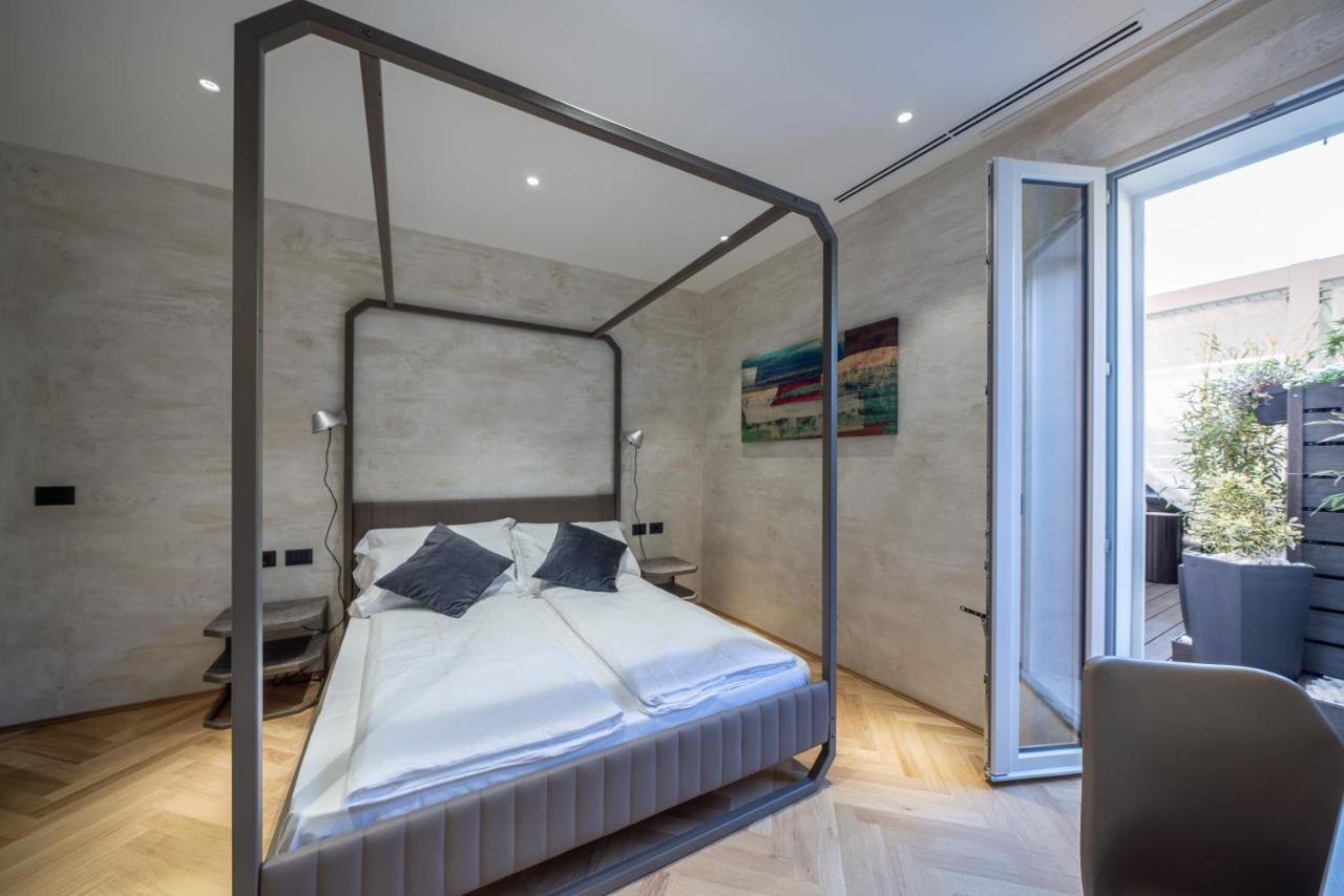 Sea Garden Apartments & Rooms Grado Exterior photo